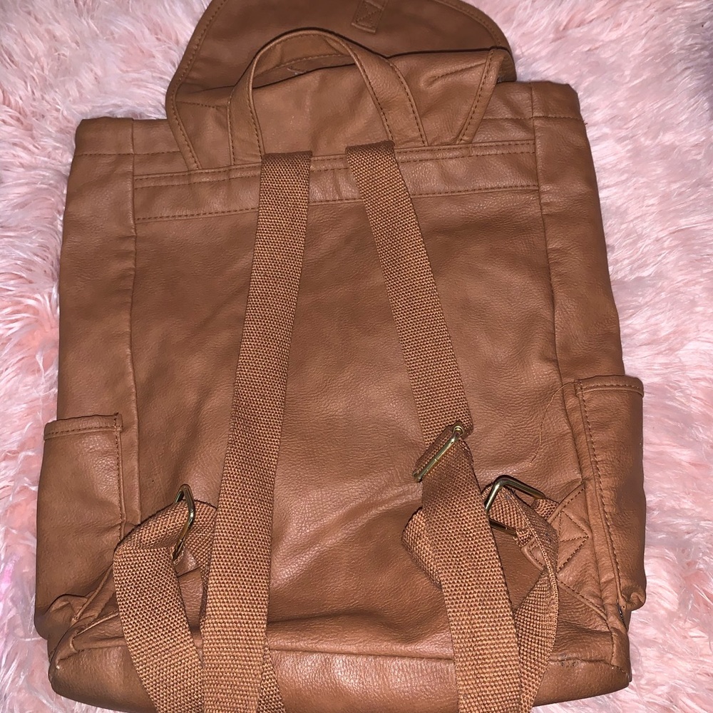 Backpack 🦋🎒 - Picture 5 of 5